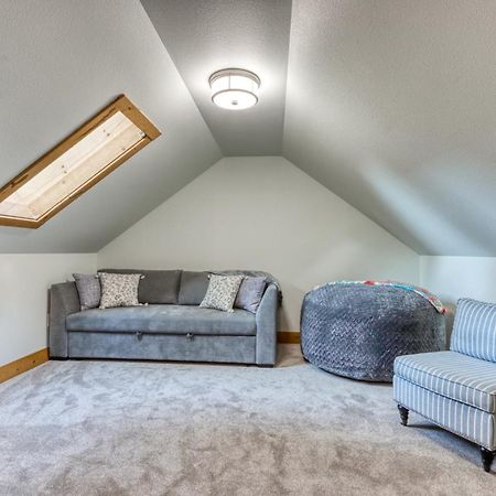 فيلا Oak Street Retreat سيسترز المظهر الخارجي الصورة