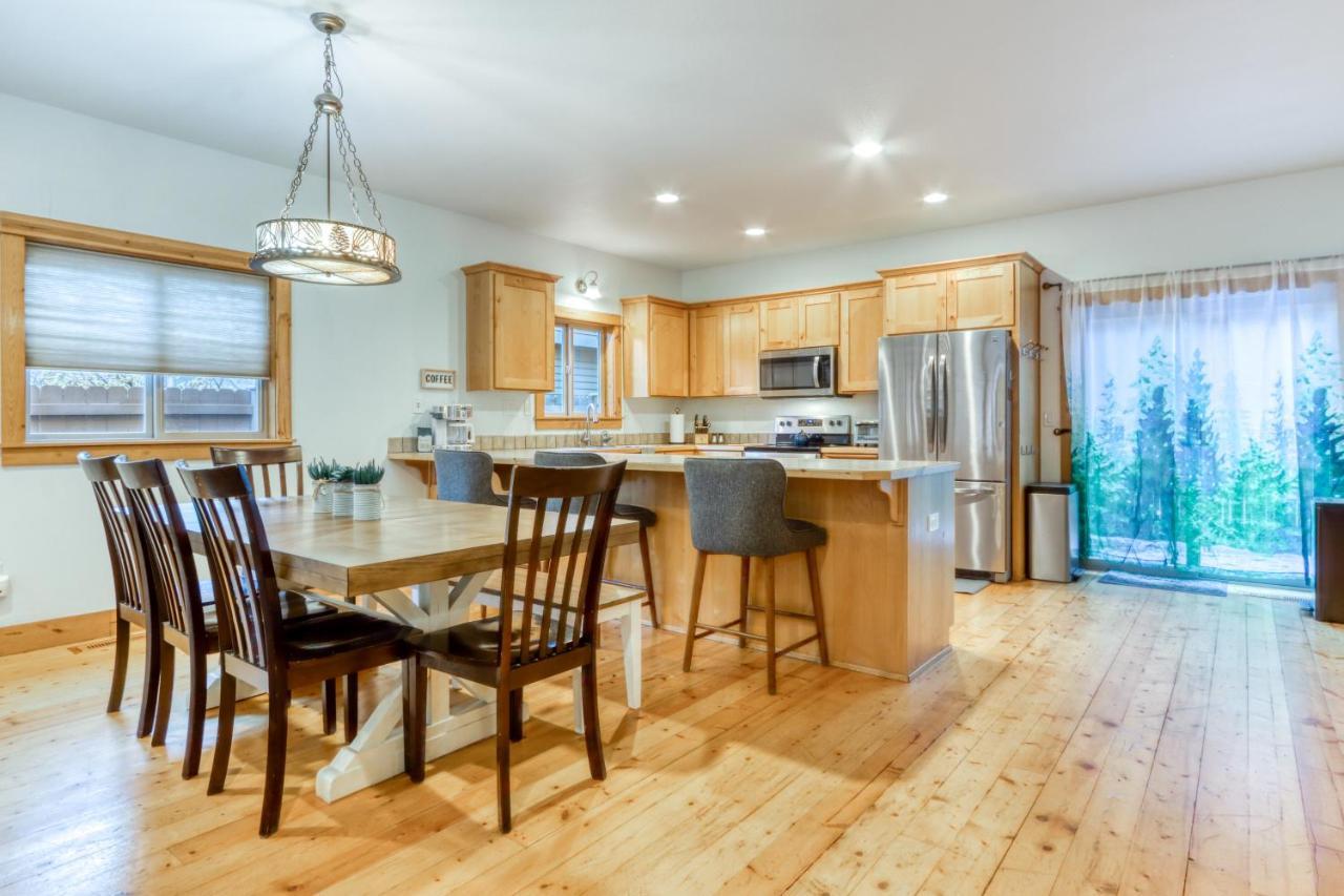 فيلا Oak Street Retreat سيسترز المظهر الخارجي الصورة